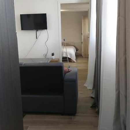 2 Piece Avec Terrasse Ensoleille Leilighet Suresnes Eksteriør bilde