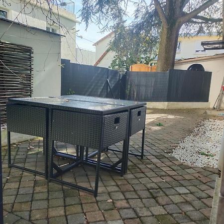 2 Piece Avec Terrasse Ensoleille Leilighet Suresnes Eksteriør bilde